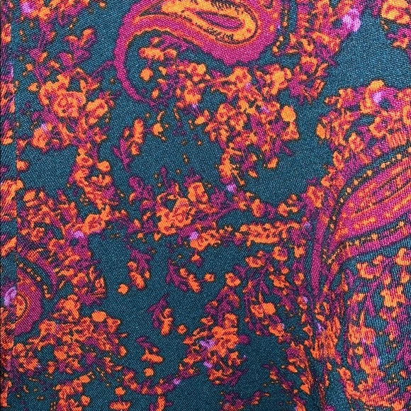 Lularoe shirt - Picture 2 of 5
